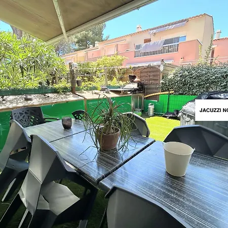 Апартаменти Eureka 58 - 4 People - Pool And Garden - Near Naturist Village And Beaches