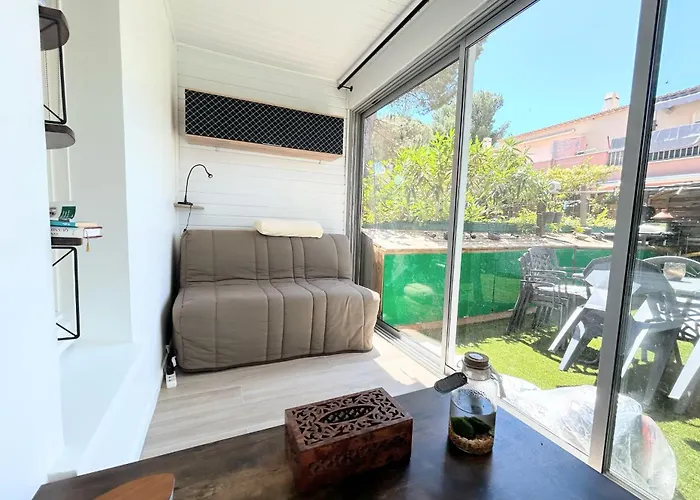 Lägenhet Eureka 58 - 4 People - Pool And Garden - Near Naturist Village And Beaches