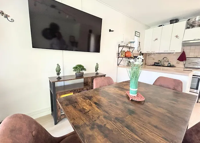 Eureka 58 - 4 People - Pool And Garden - Near Naturist Village And Beaches Lägenhet *